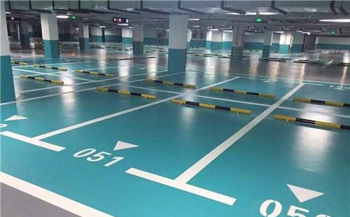 福海福海环氧地坪中涂：构筑坚固地面的关键环节